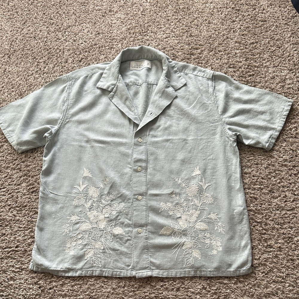Abercrombie & Fitch Seafoam Green Floral Embroidered Shirt